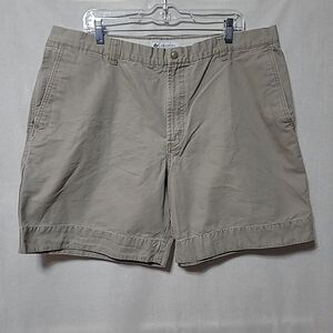 Columbia Carpenter Shorts Mens Size 40 Canvas Beige Flat Front 7.5" Inseam
